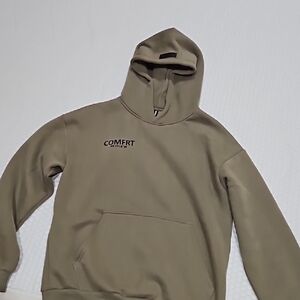 COMFRT HOODIE M
